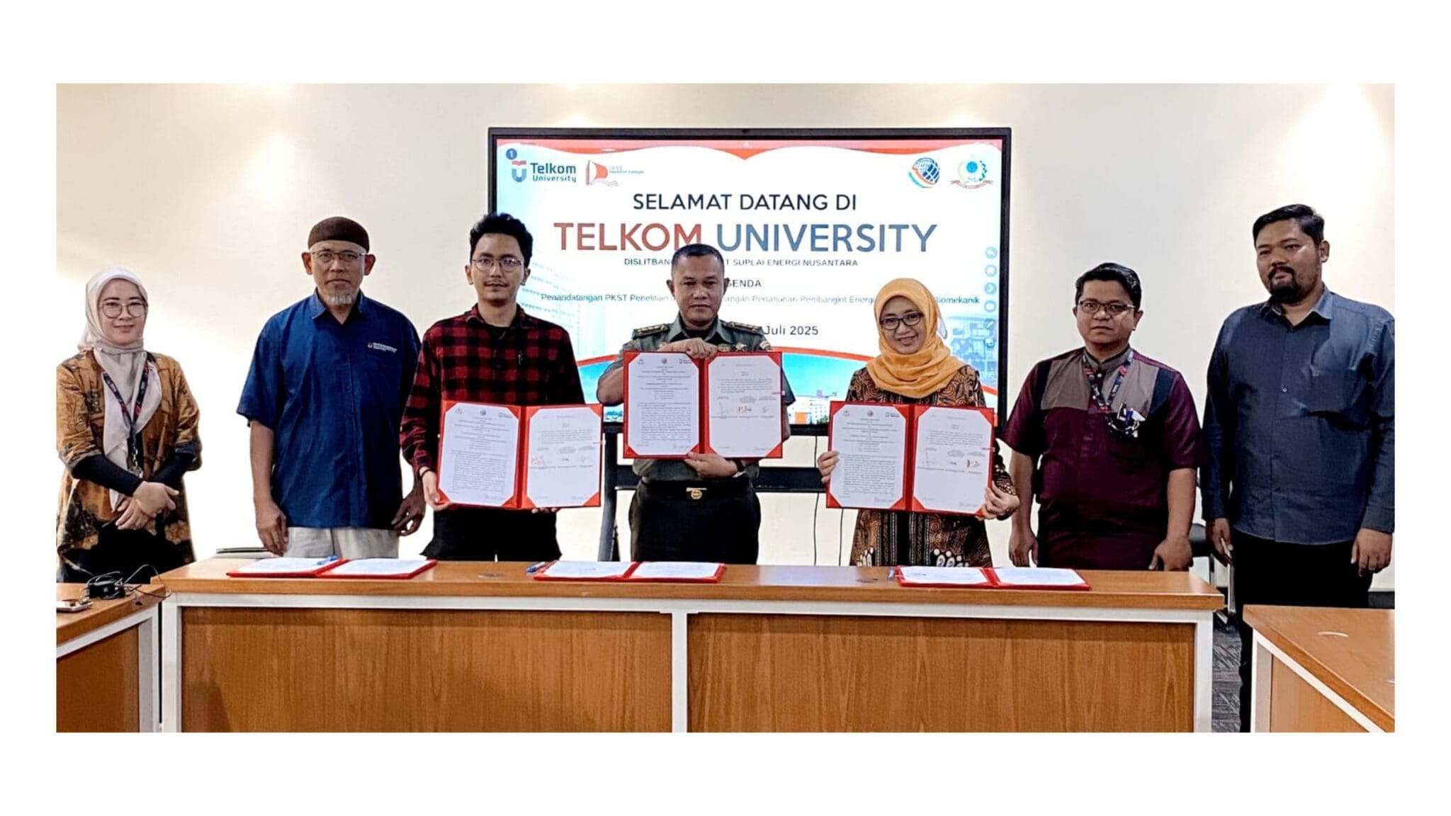 Researchers at RI-IBSE and the Indonesian Army collaborating on biomechanical energy research for national defense