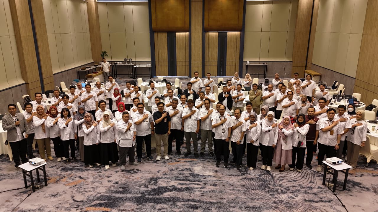 Telkom University leaders and research representatives attend the Workshop “Building Strong Research Culture for National Entrepreneurial University†organized by RI-IBSE to strengthen research collaboration and innovation ecosystem.